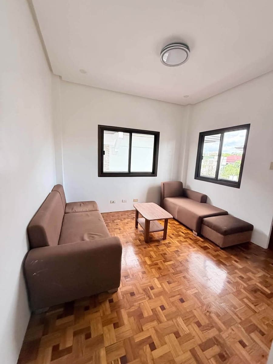 🏡 4BR SEMI-FURNISHED HOUSE FOR RENT - photo 5