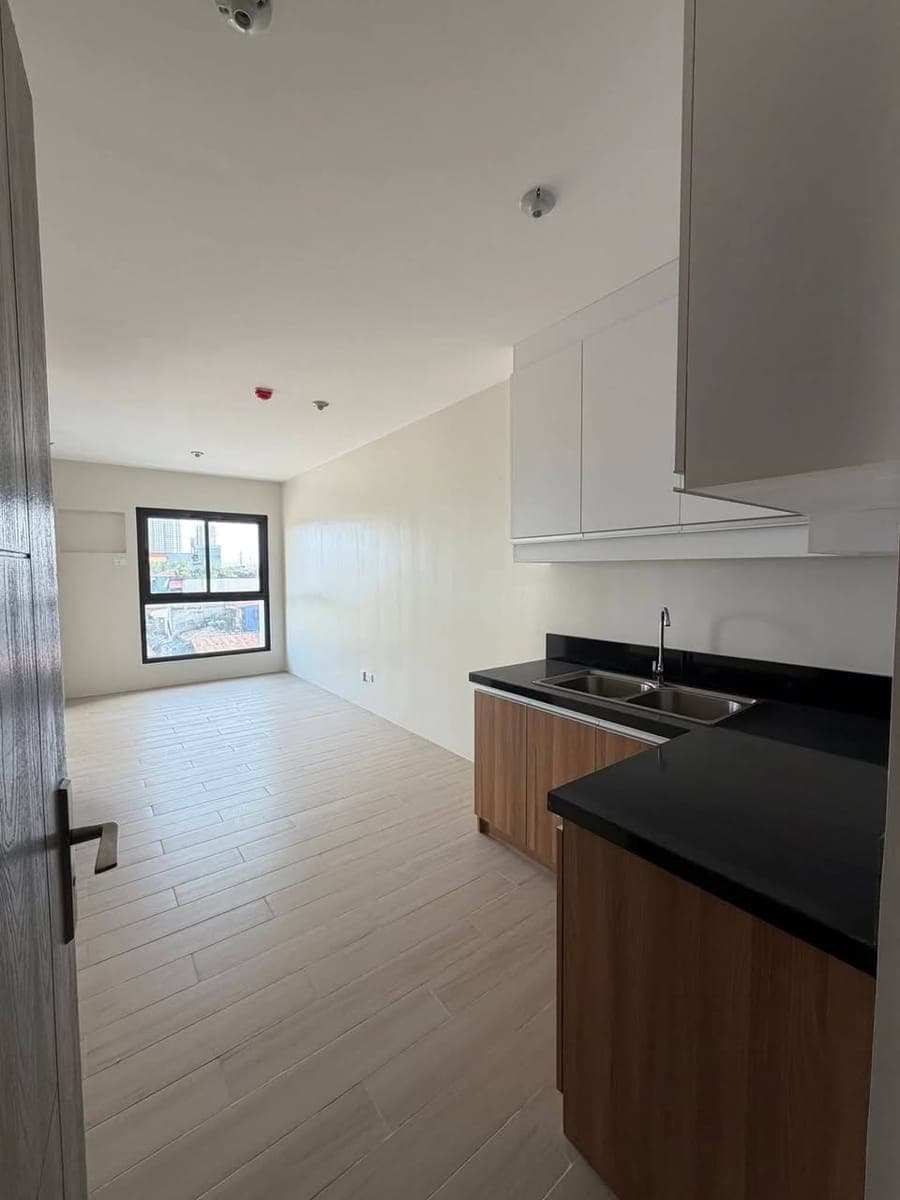 Belize Oasis condo unit available for LEASE! (Bare unit Only) - photo 1