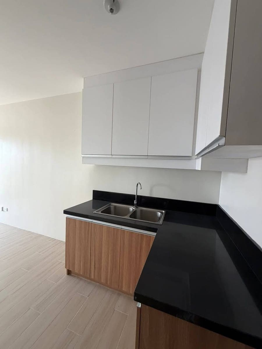 Belize Oasis condo unit available for LEASE! (Bare unit Only) - photo 2