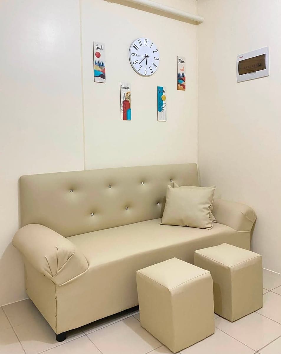 📣 Looking for 2 FEMALE TENANTS - only P4,800 per month per pax (shared bedroom w/ 1 current tenant) - photo 2