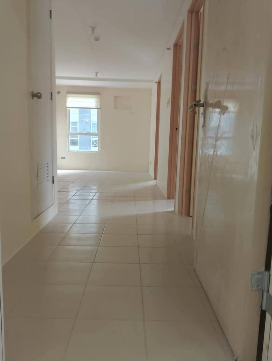 Condo For Rent (Long Term only) - photo 4
