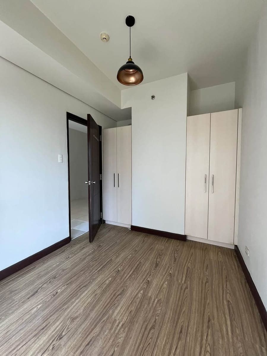 For Rent - photo 2