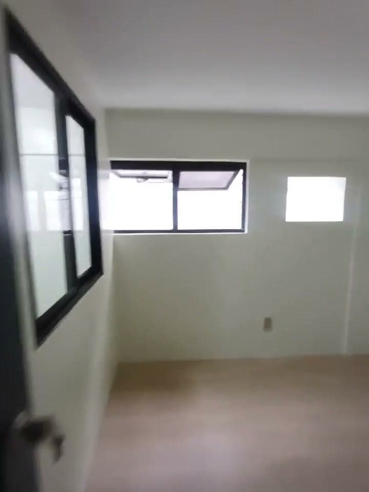 Room for Rent - photo 1