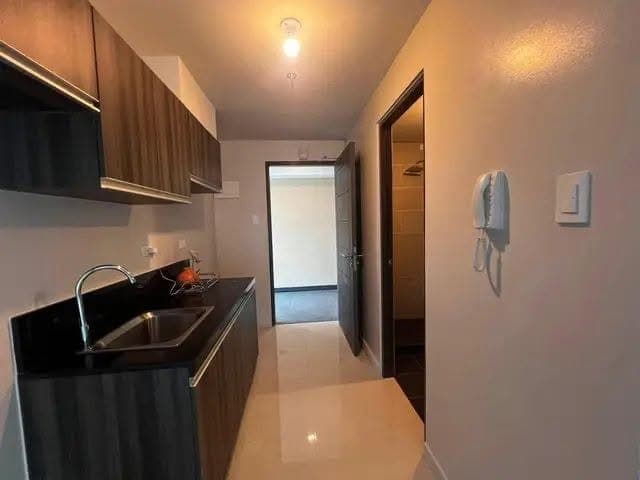 𝐅𝐎𝐑 𝐑𝐄𝐍𝐓: Bare Studio Unit at RLC Cirrus Residences, Bridgetowne, Pasig City - photo 1