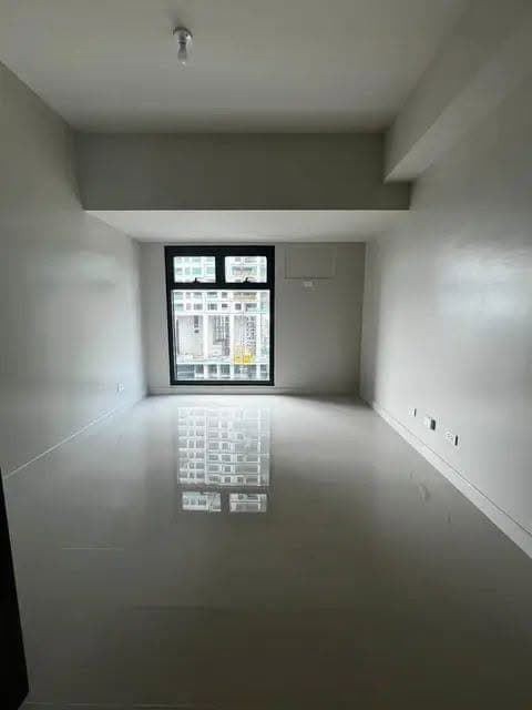𝐅𝐎𝐑 𝐑𝐄𝐍𝐓: Bare Studio Unit at RLC Cirrus Residences, Bridgetowne, Pasig City - photo 3