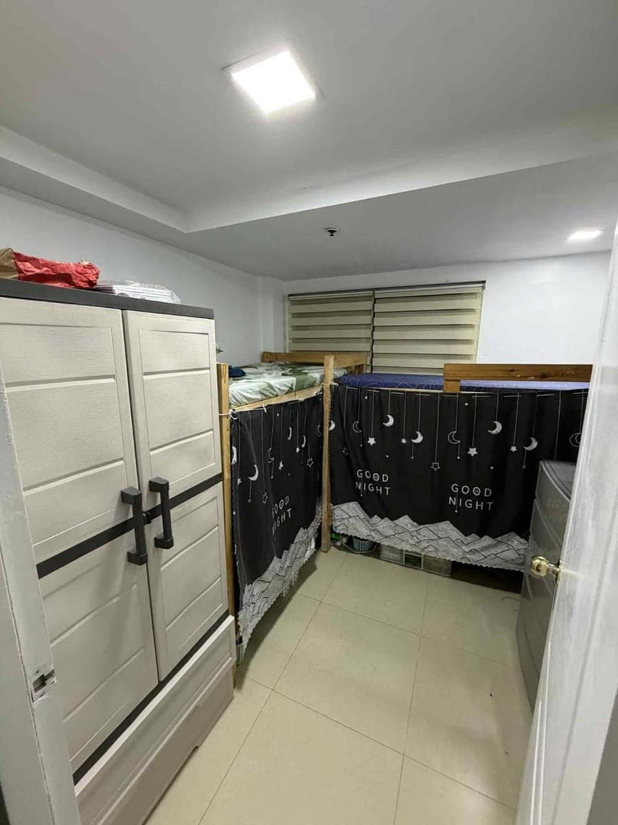 PS. FOR MALE BEDSPACE ONLY BUT WE HAVE OTHER NEWLY OPENED UNITS FOR FEMALE BEDSPACERS 🥰 - photo 4