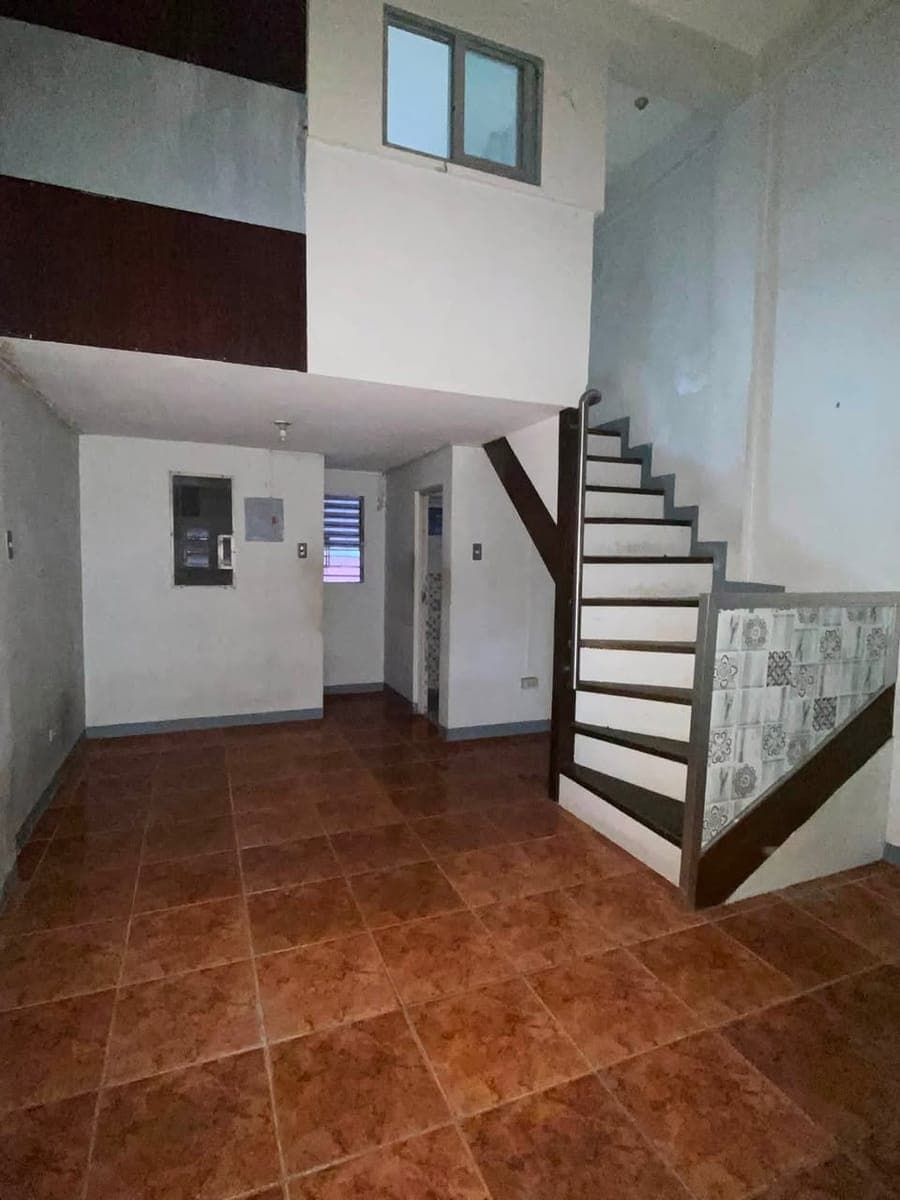 🏠 LOFT-TYPE APARTMENT FOR RENT - photo 1