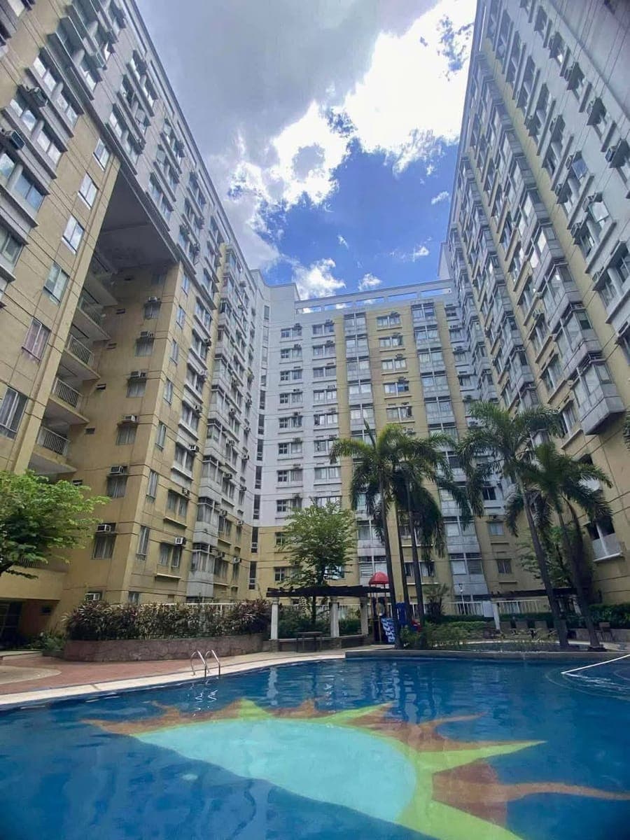 CONDO FOR RENT - photo 1
