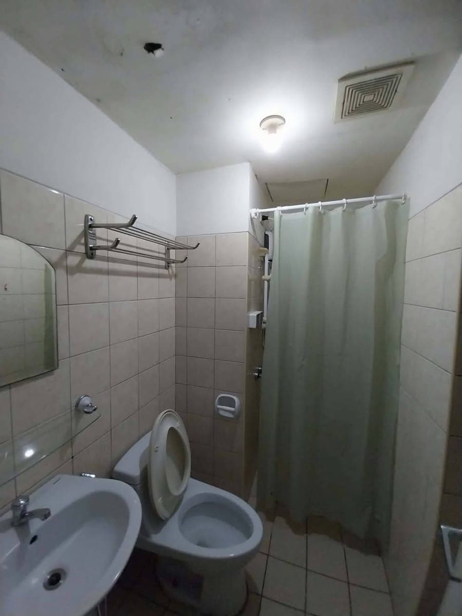 CONDO FOR RENT - photo 5