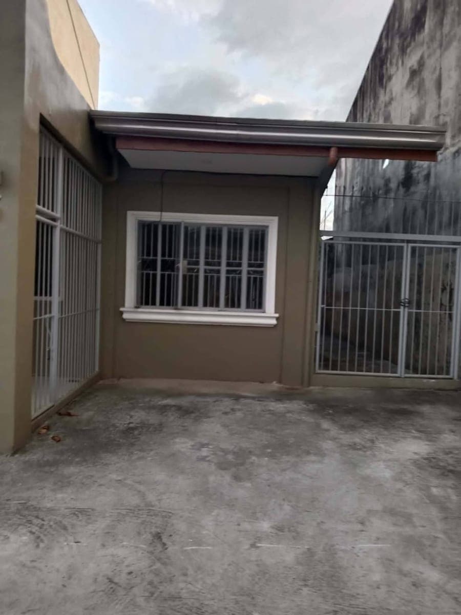 📍FOR RENT OR SALE: 123 SQUARE METER BUNGALOW IN MASINAG LOWER ANTIPOLO📍 - photo 1