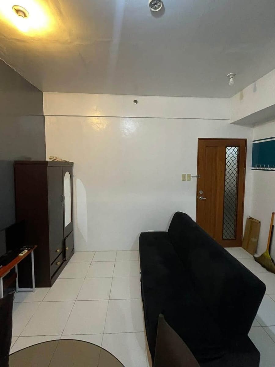 FULLY FURNISHED STUDIO UNIT FOR RENT — San Antonio Village, Pasig City - photo 4