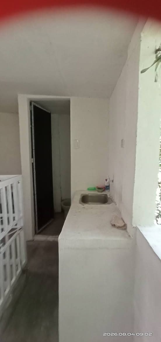 Room for Rent - photo 4