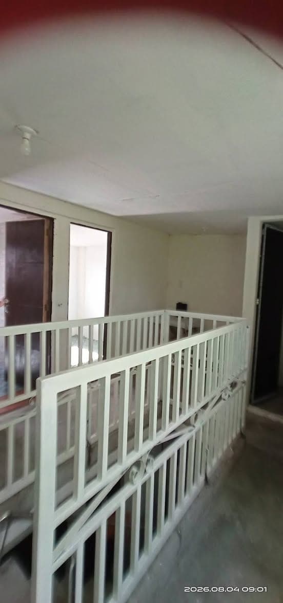 Room for Rent - photo 5