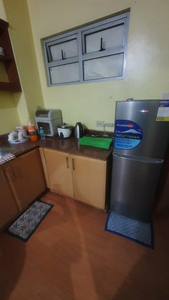 CONDO FOR RENT - photo 2
