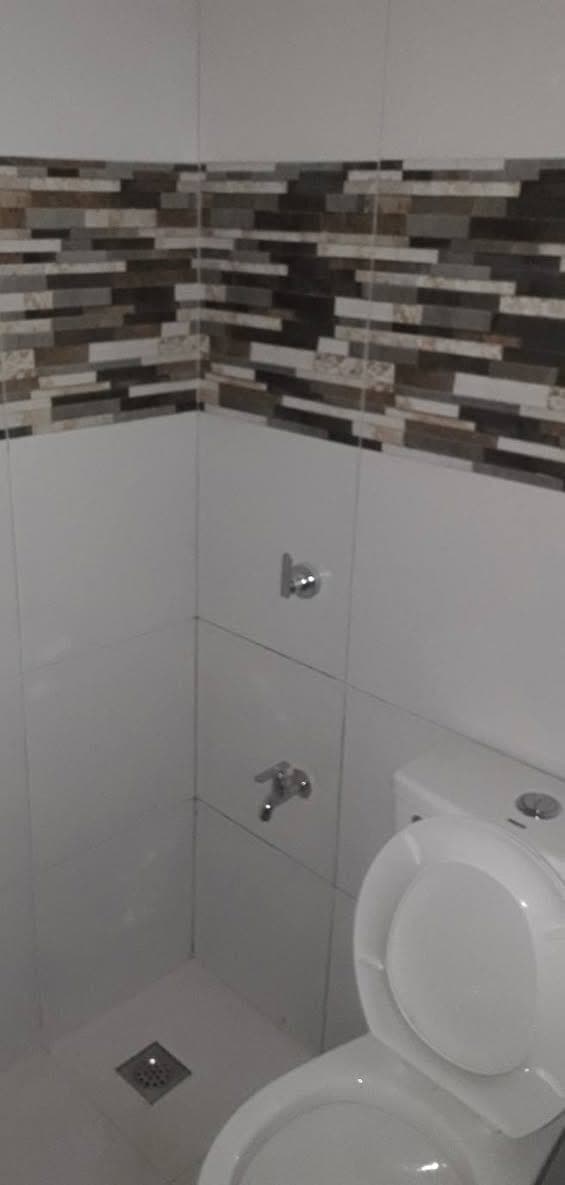 Ladies bedspace/shared room with sink & cr ,nesr Ayala Mall Arvo.p2.5k monthly - photo 5