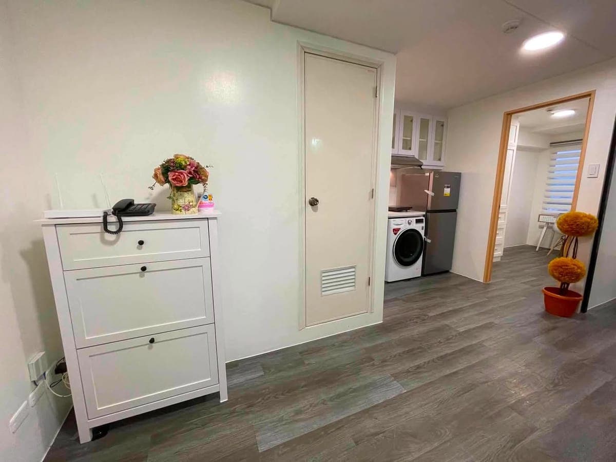 Condo for Rent 2bedroom fully furnished with parking - photo 3