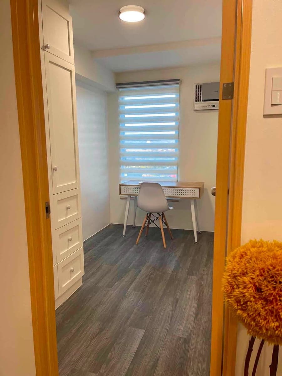 Condo for Rent 2bedroom fully furnished with parking - photo 5