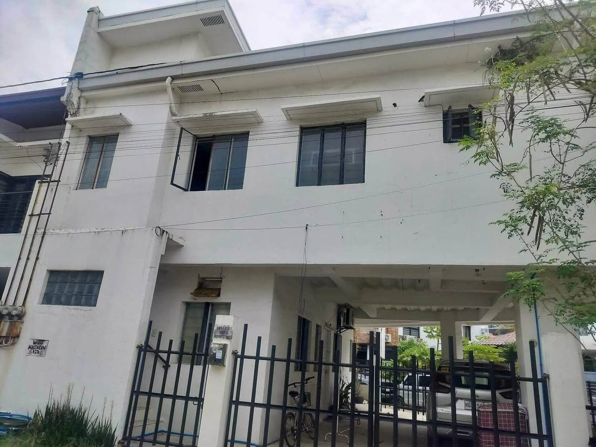 Direct Listing - photo 1