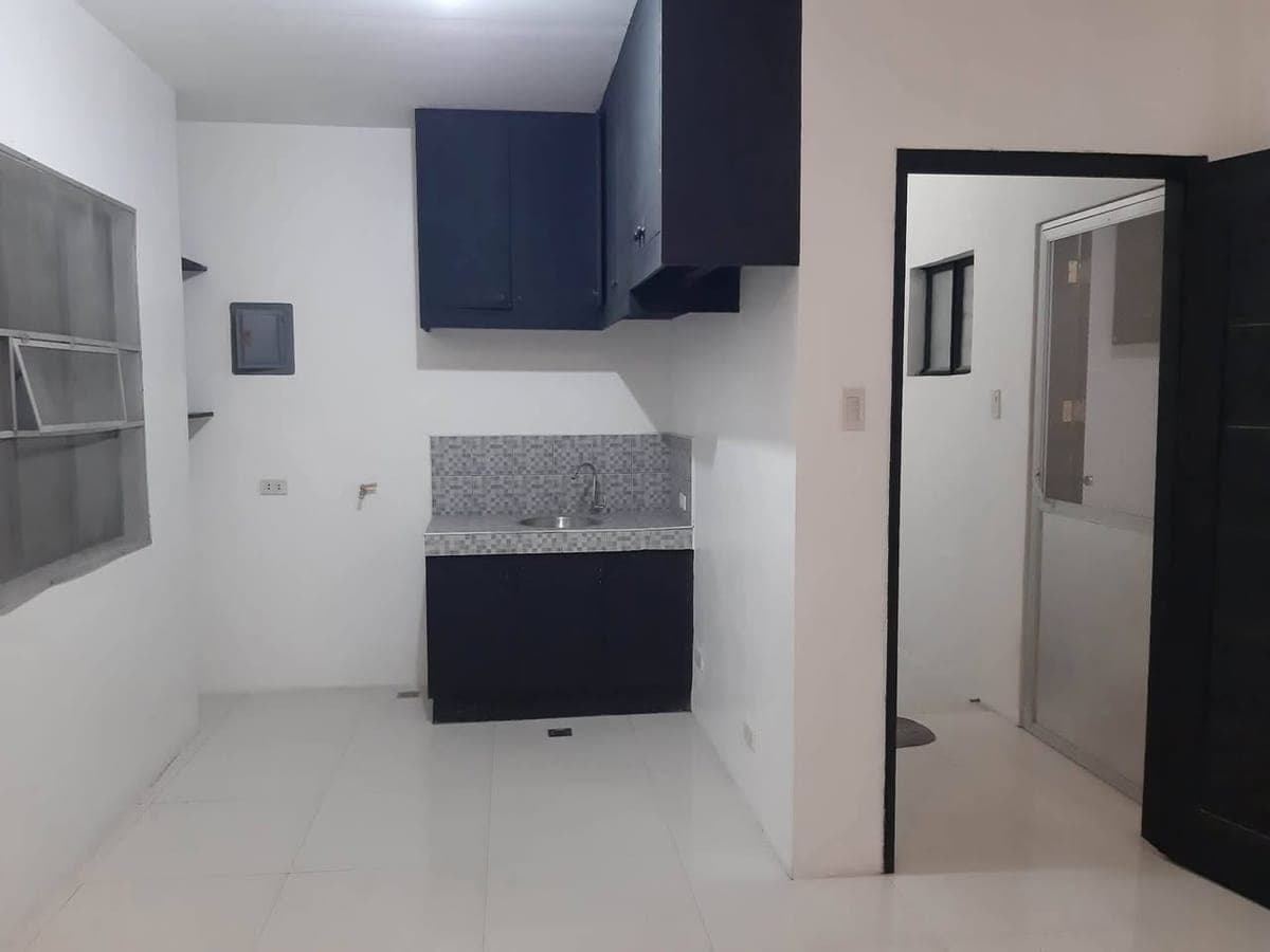 Direct Listing - photo 2