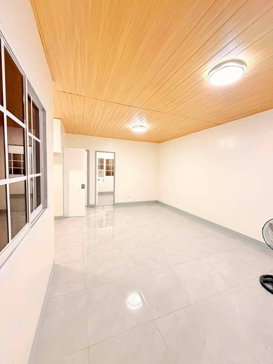 NEWLY RENOVATED BUNGALOW HOUSE FOR RENT ‼️ - photo 2