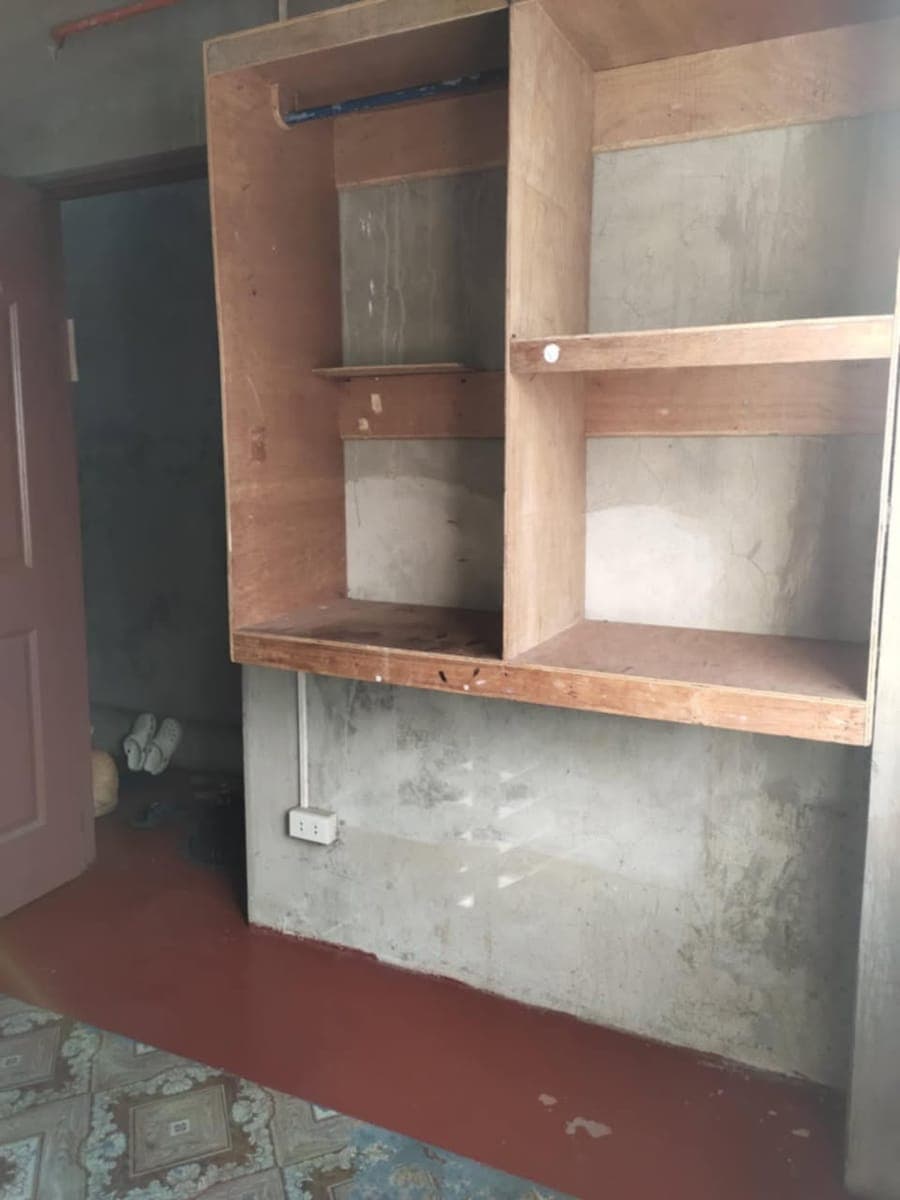 Permission Admin: Room available back of Kepwealth Building Cebu Business Park for **LADIES** only.... - photo 3