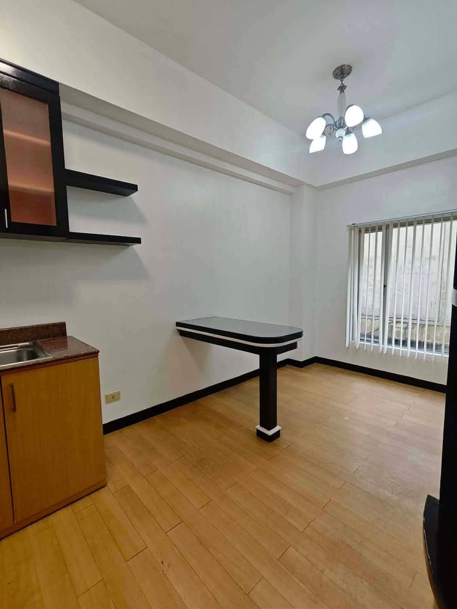 CONDO FOR RENT - photo 1