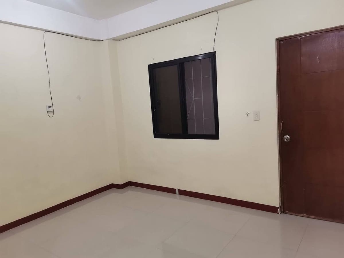 Studio type For Rent At Lilac St Brgy Concepcion II Marikina City - photo 2