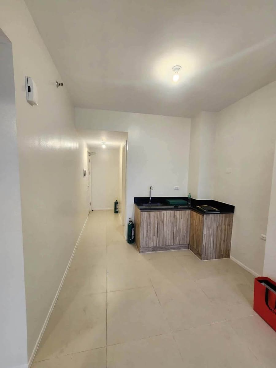 2BR BARE UNIT RUSH FOR RENT NEAR EASTWOOD‼️ - photo 3