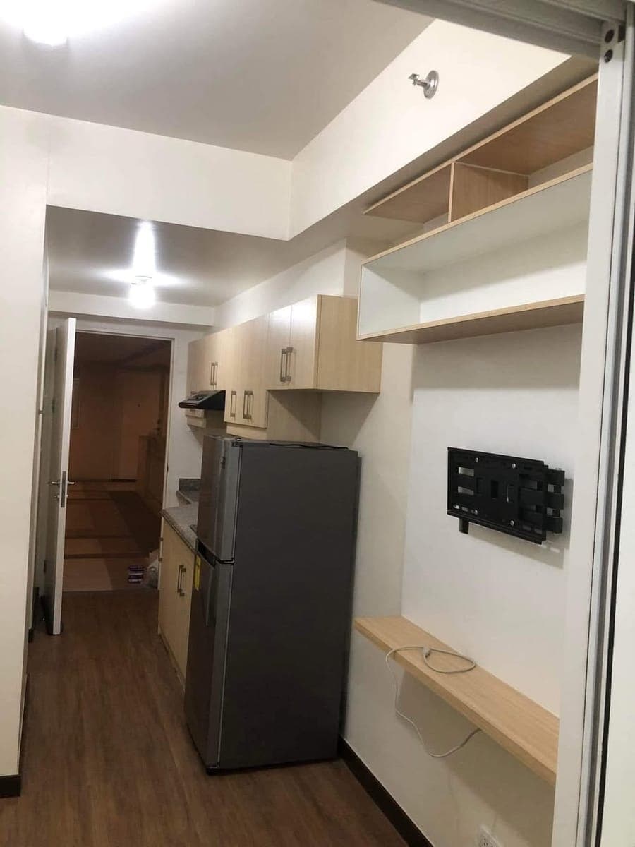 𝐅𝐎𝐑 𝐑𝐄𝐍𝐓: Semi Furnished 1 Bedroom | East Tower 20th | Lumiere Residences - photo 5