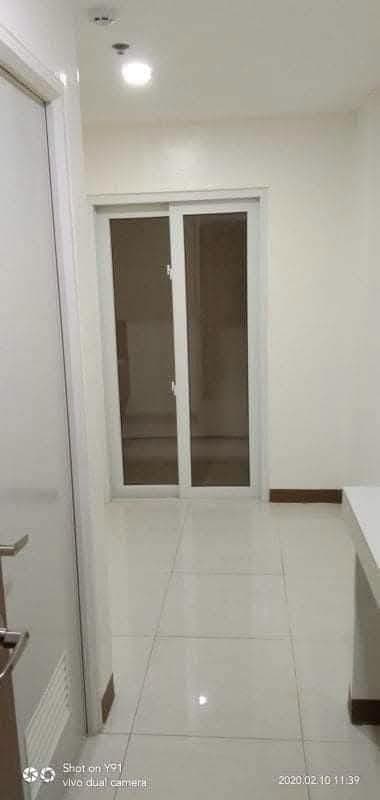 Studio apartment units with own CR, Sink, Laundry rooms for rent - photo 1