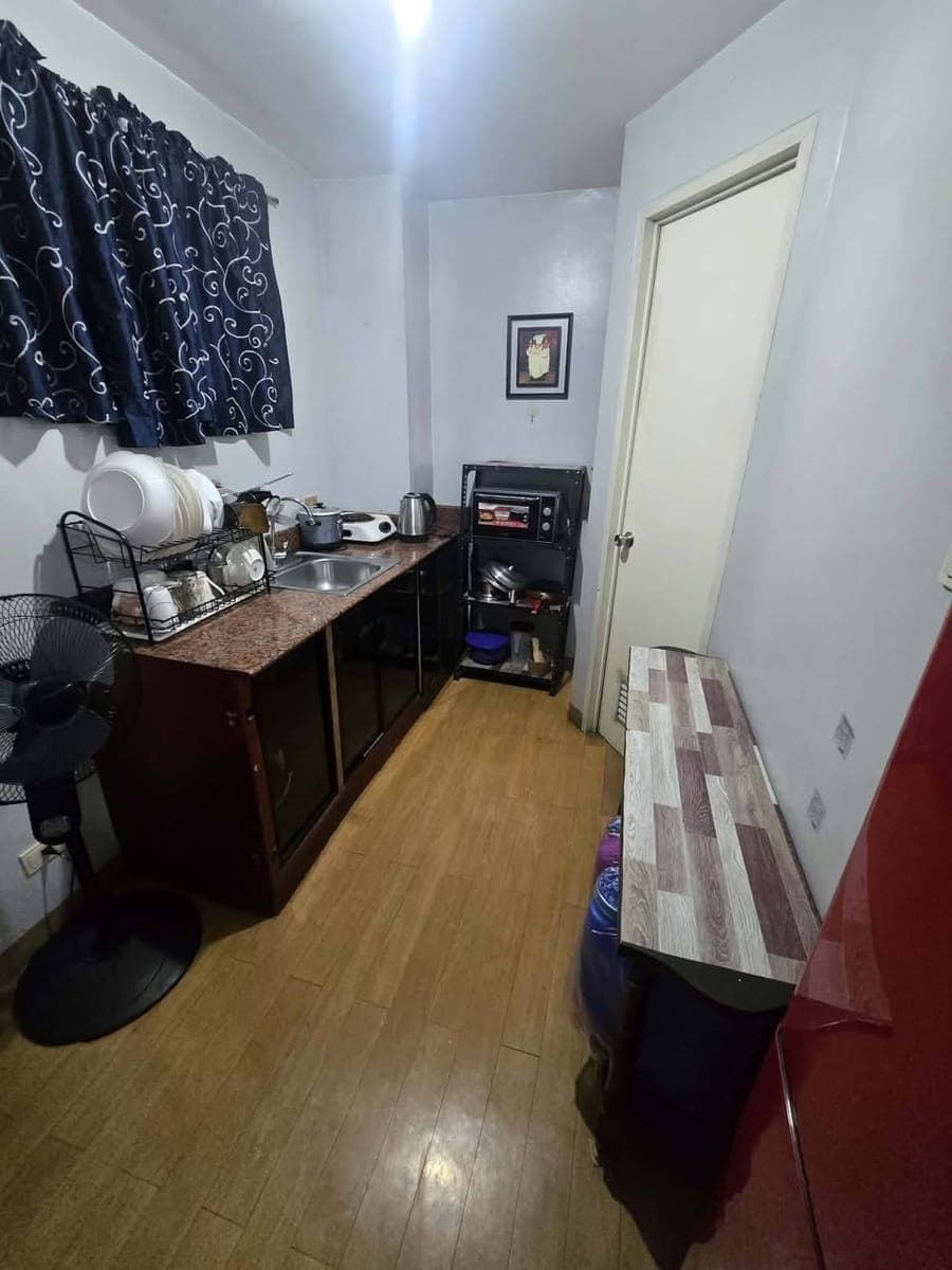CONDO FOR RENT - photo 2