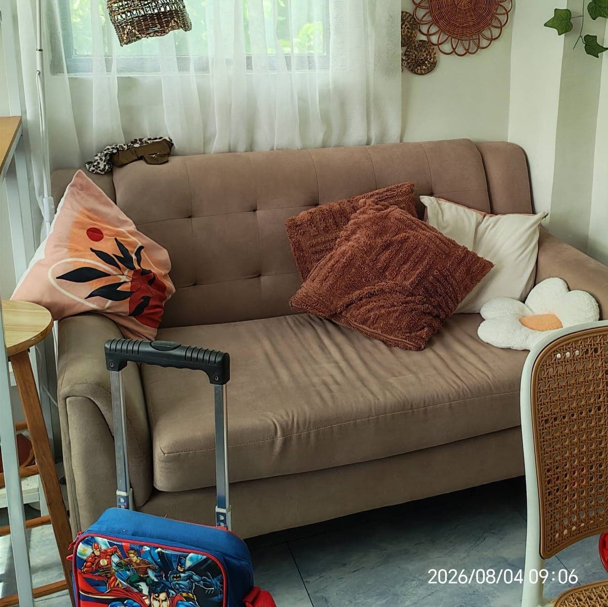 Hannah 2 seaters Sofa (Mandaue foam brand) 8k only - photo 1