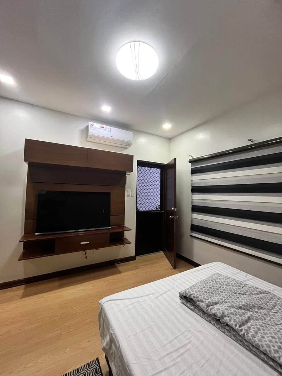 Furnished Townhouse in Antipolo - photo 4