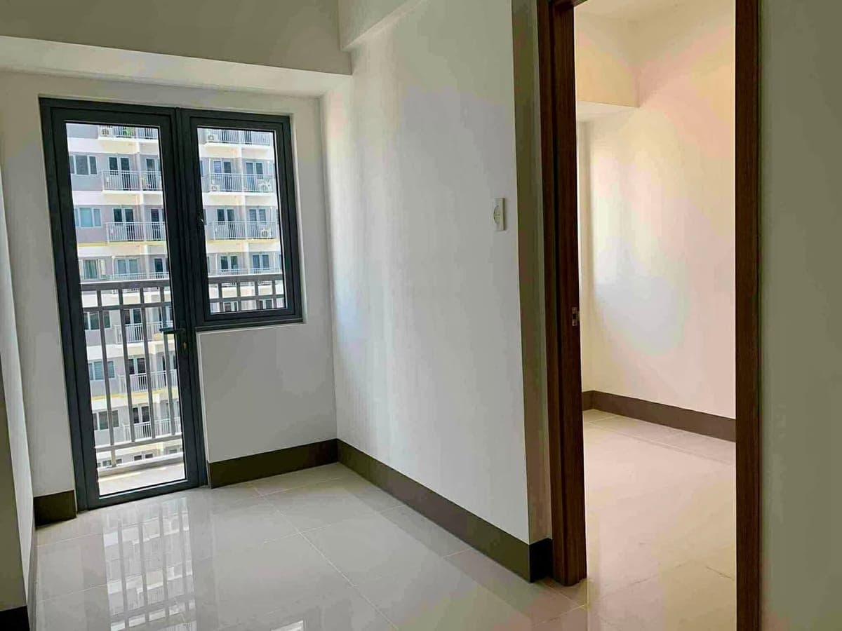 19K‼️19K Only‼️NEWLY TURNED OVER UNIT‼️FAMILY SUITE A ‼️ - photo 4