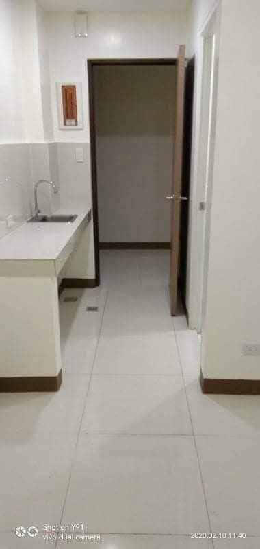 Studio apartment units with own CR, Sink, Laundry rooms for rent - photo 1