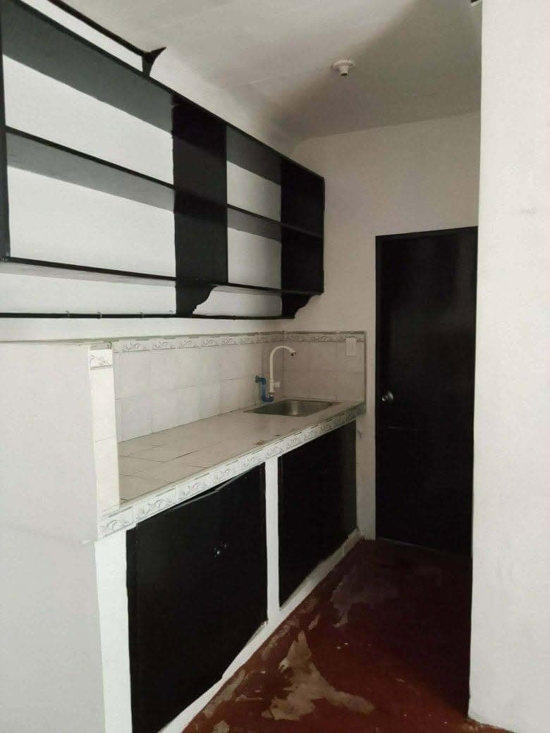 ROOM FOR RENT - photo 2