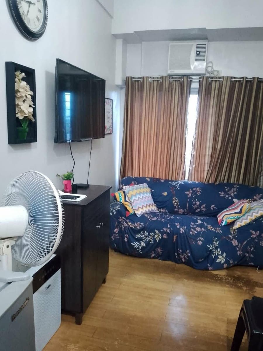 CONDO FOR RENT - photo 1