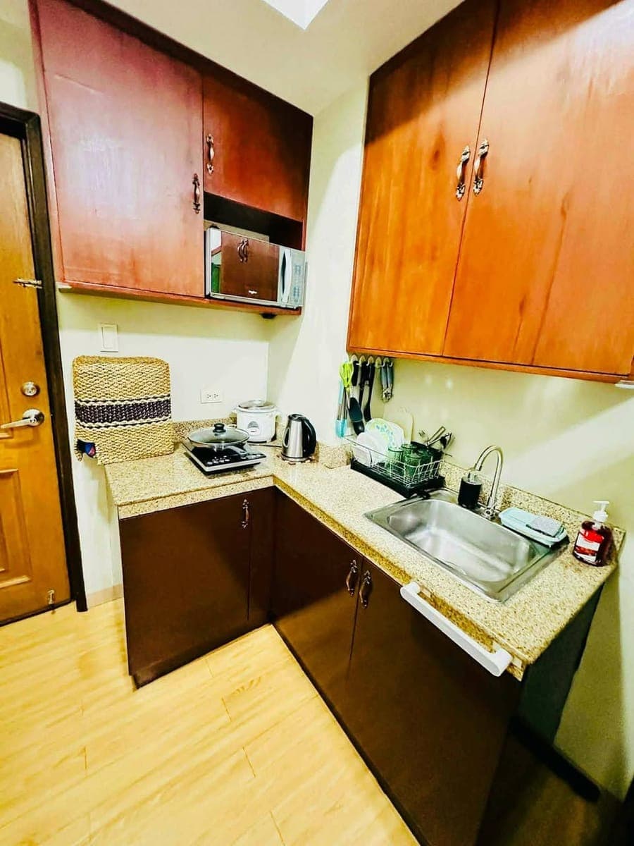 COND0 FOR RENT - photo 2
