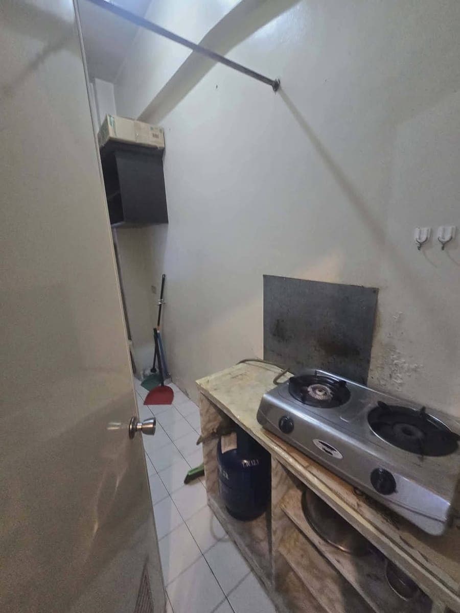 CONDO FOR RENT - photo 2