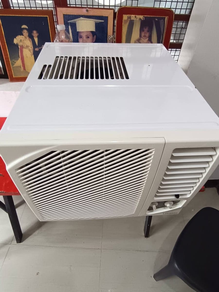 FS EVEREST AIRCON. 2HP WINDOW TYPE - photo 2