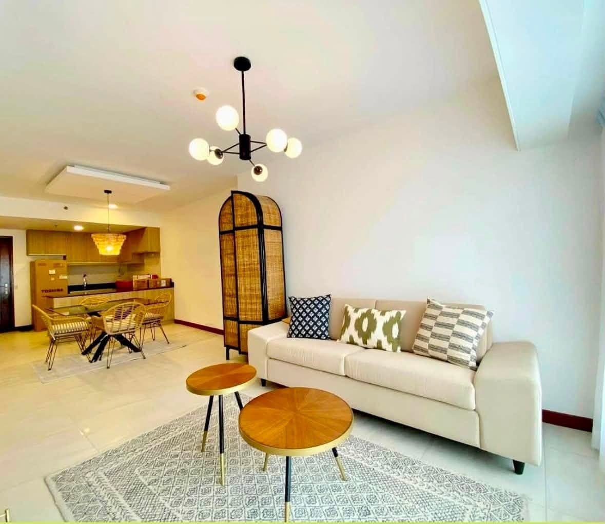 ❗ THE ROYALTON AT CAPITOL COMMONS CONDO FOR RENT ❗ - photo 1