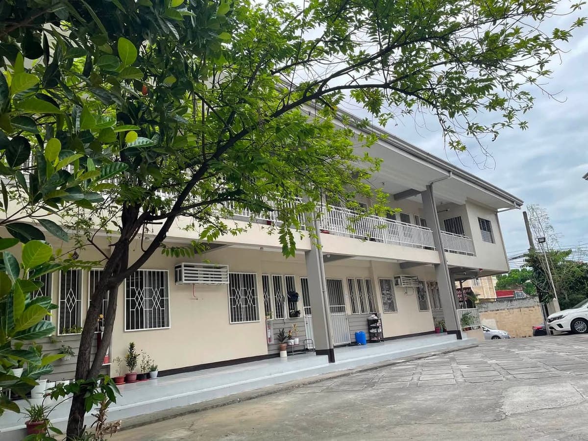 APARTMENT FOR RENT - photo 1