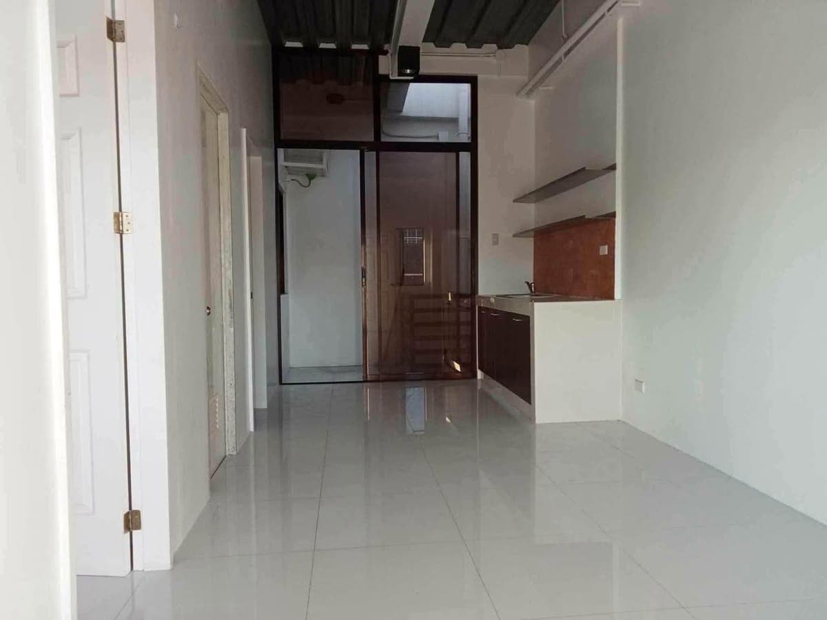 FOR RENT Apartment Unit ! - photo 3