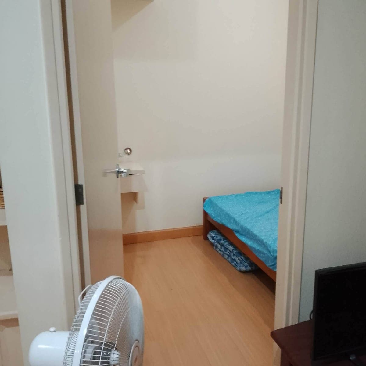 CONDO FOR RENT - photo 5