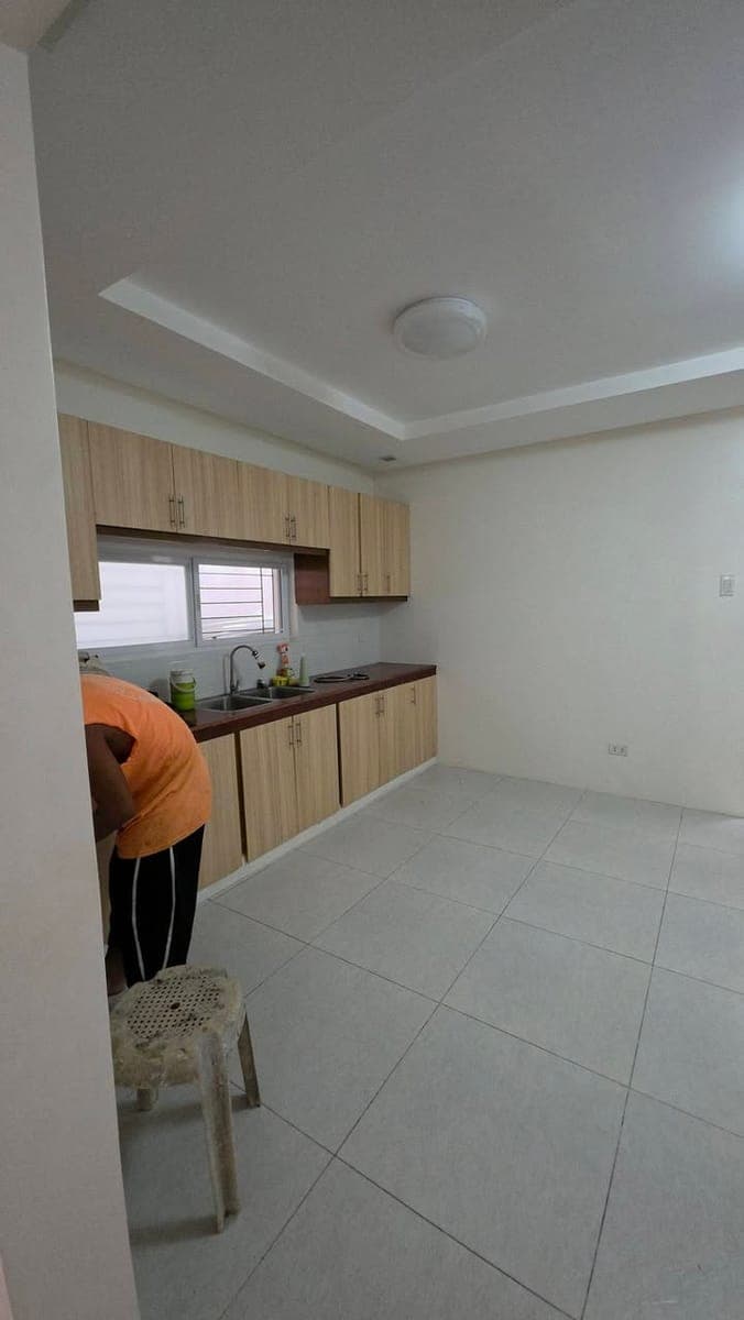 FOR RENT | Greenwoods Executive Village - photo 4