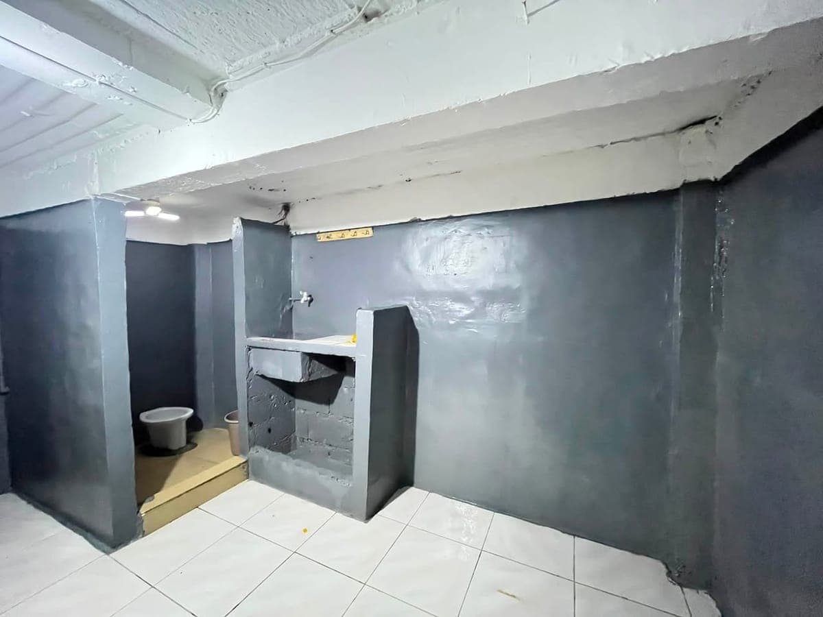 room for rent saling cr and lababo nakatiles pm sa details - photo 2