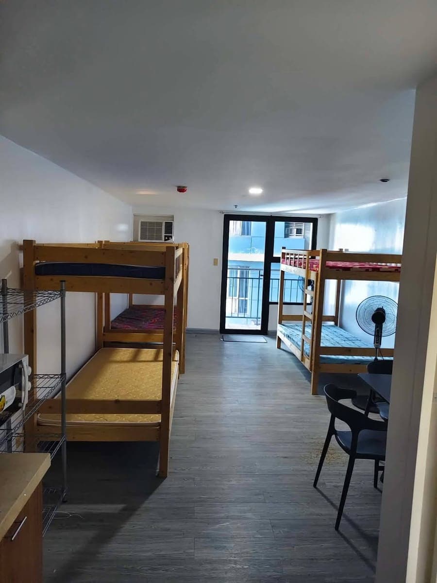 🏠 CONDO SHARING FOR RENT – ADB Avenue Tower, Ortigas, Pasig City! NEWLY OPENED UNIT - photo 1