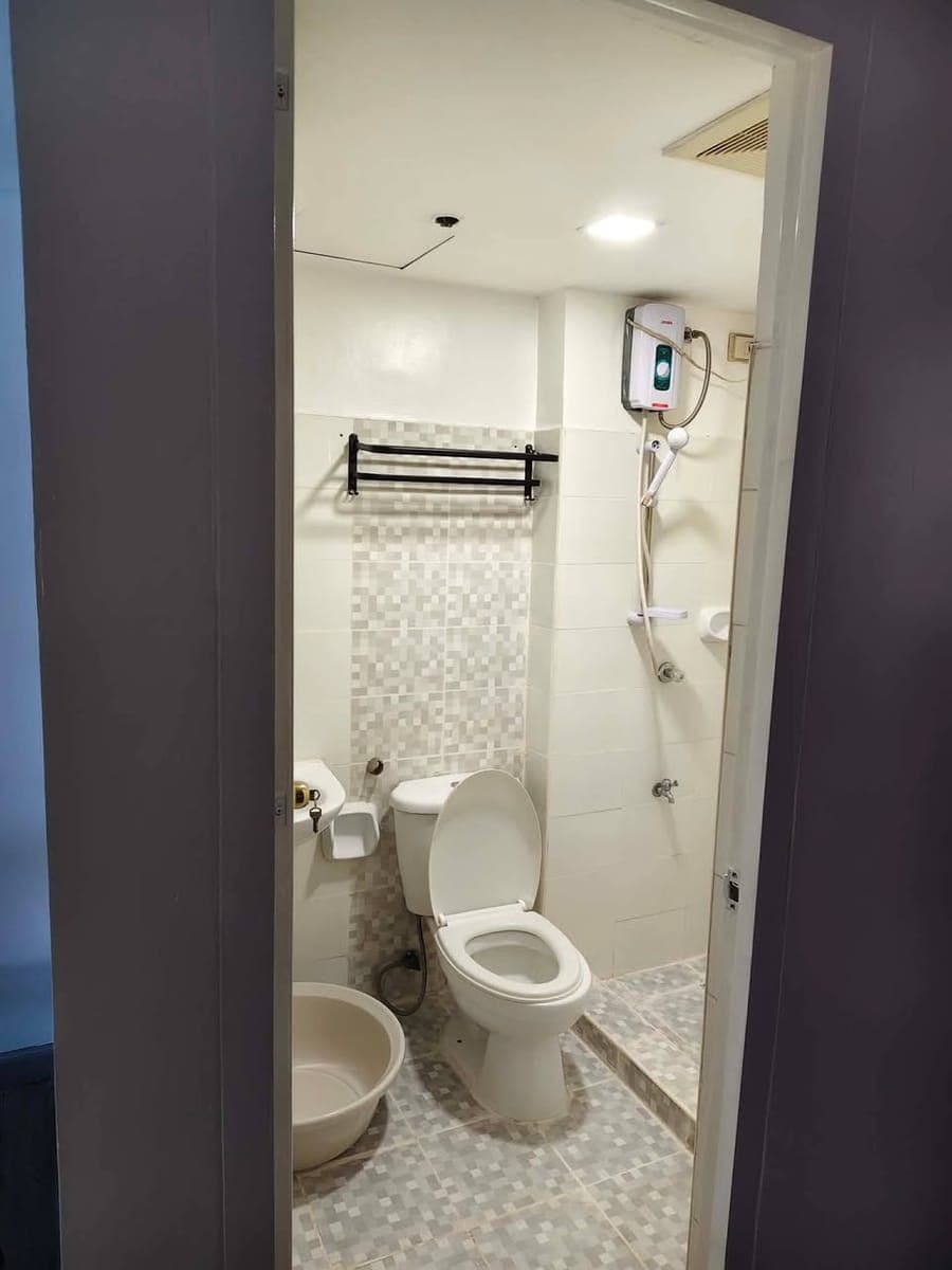 🏠 CONDO SHARING FOR RENT – ADB Avenue Tower, Ortigas, Pasig City! NEWLY OPENED UNIT - photo 4