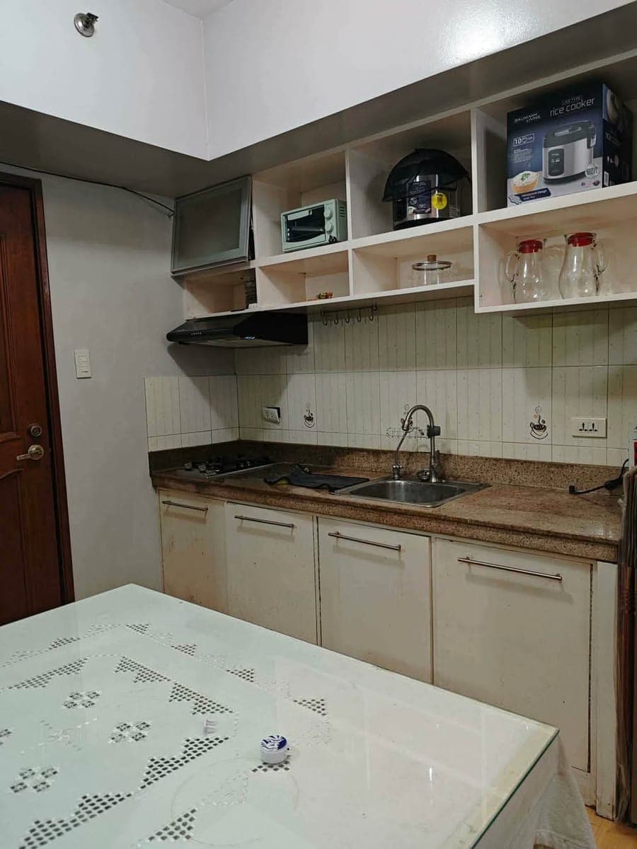 CONDO FOR RENT - photo 2
