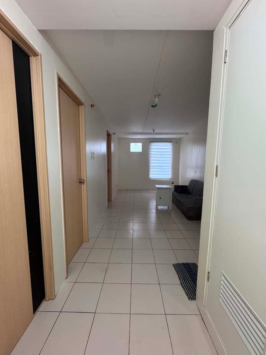 CONDO FOR RENT BARE UNIT (3BEDROOM) - photo 1
